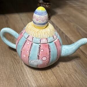 Lotus Delicate Decorative Ceramic Easter Tea Pot Handcrafted. Hand Painted. NEW